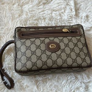 Gucci vintage clutch/wristlet